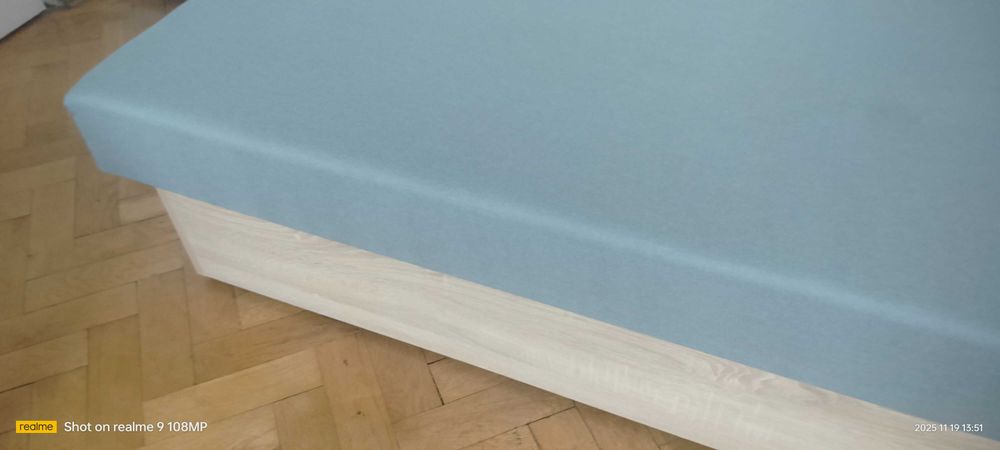 tapczan z pojemnikiem na pościel 100 zł