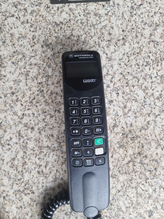 Telefone vintage Motorola International 2200  (BMW, Mercedes, Audi…)