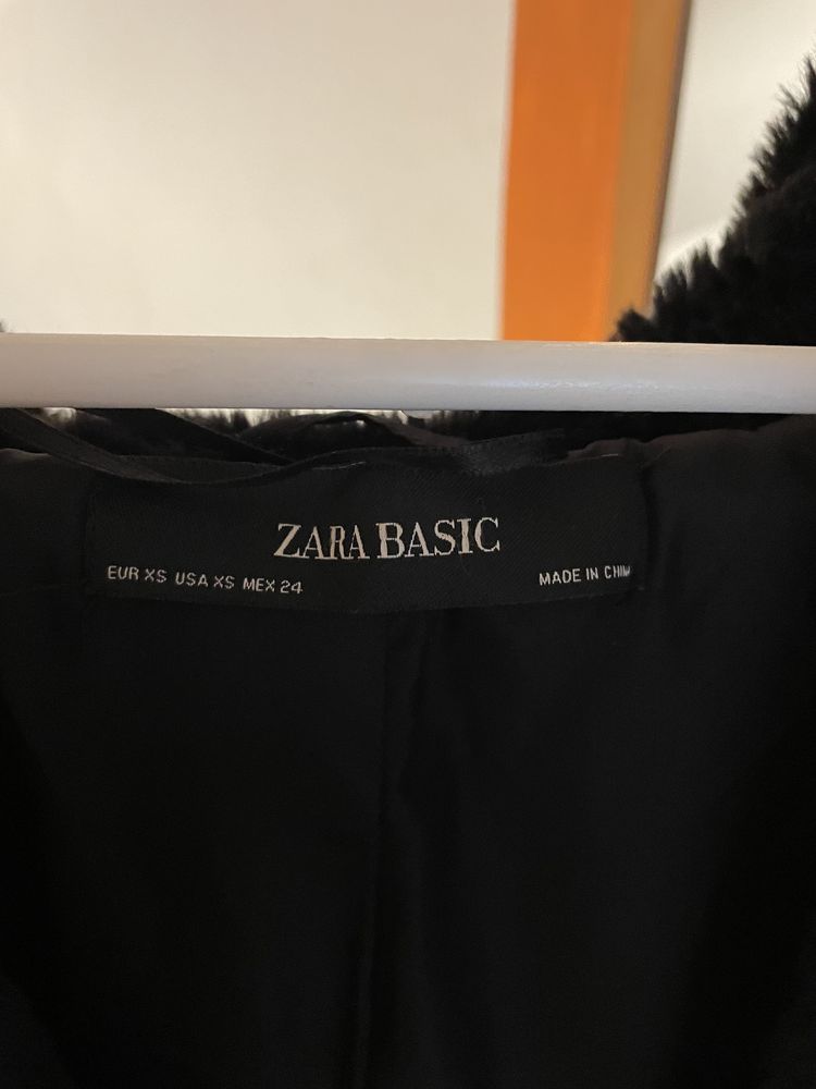 Casaco de pêlo preto S Zara