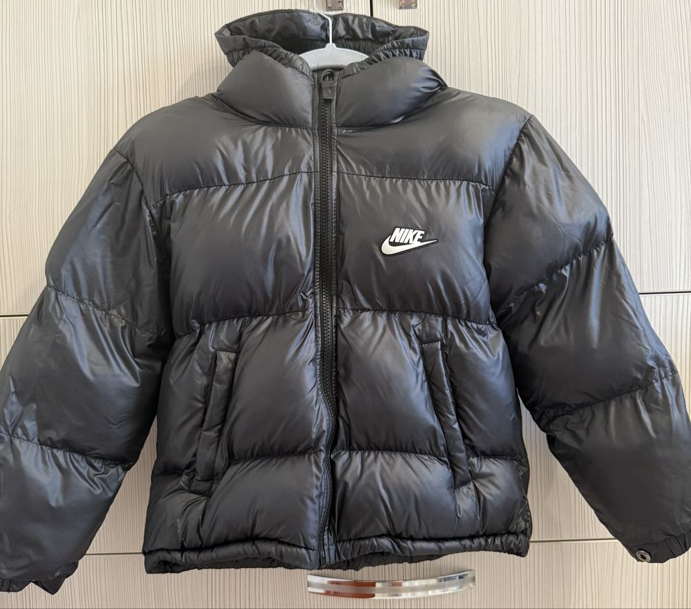 Підліткова куртка Nike
