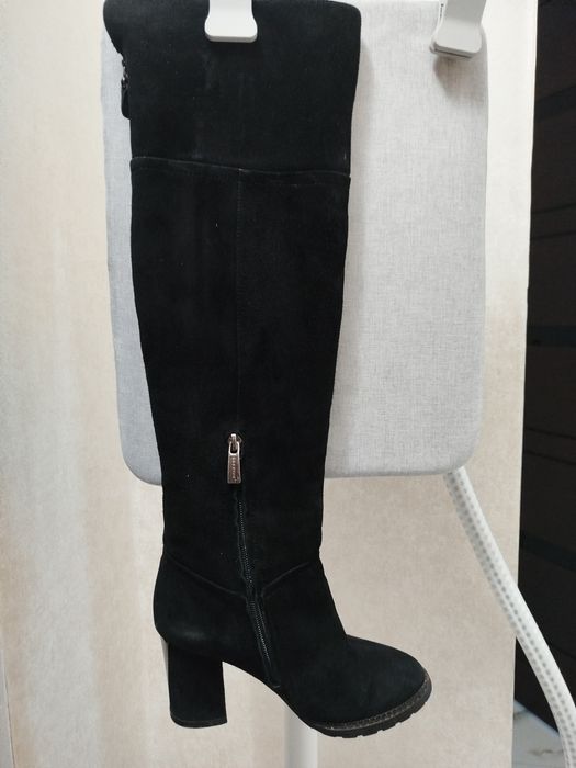 Ботфорди замшеві