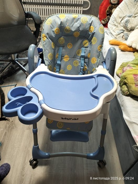 Продам Baby Club стілець для годування