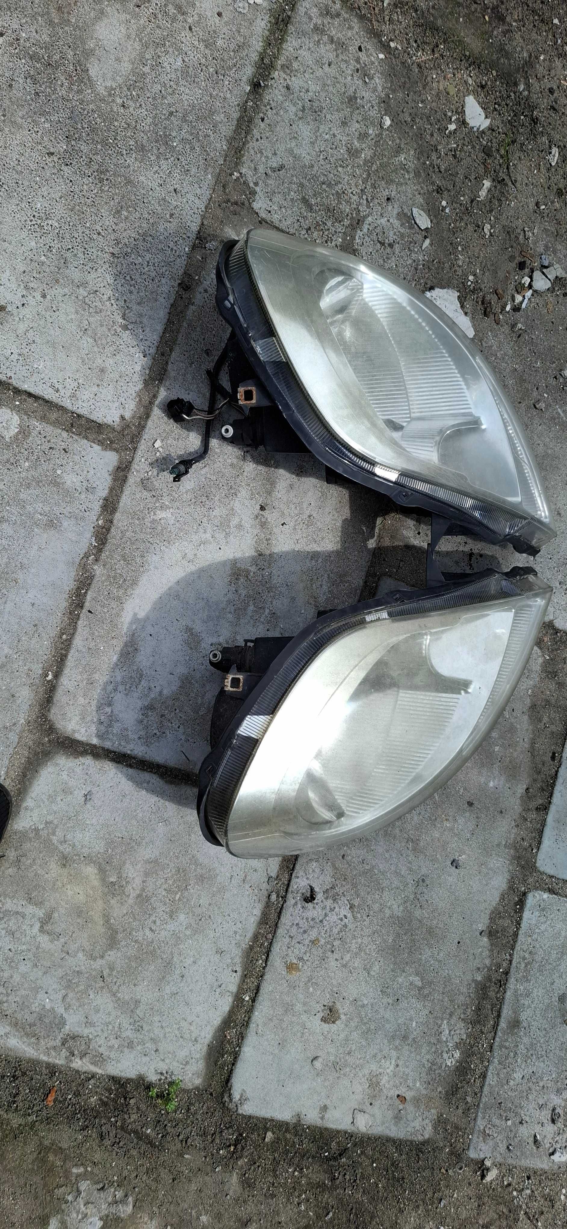 lampa lewa prawa przód trafic 2 lift primastar vivaro