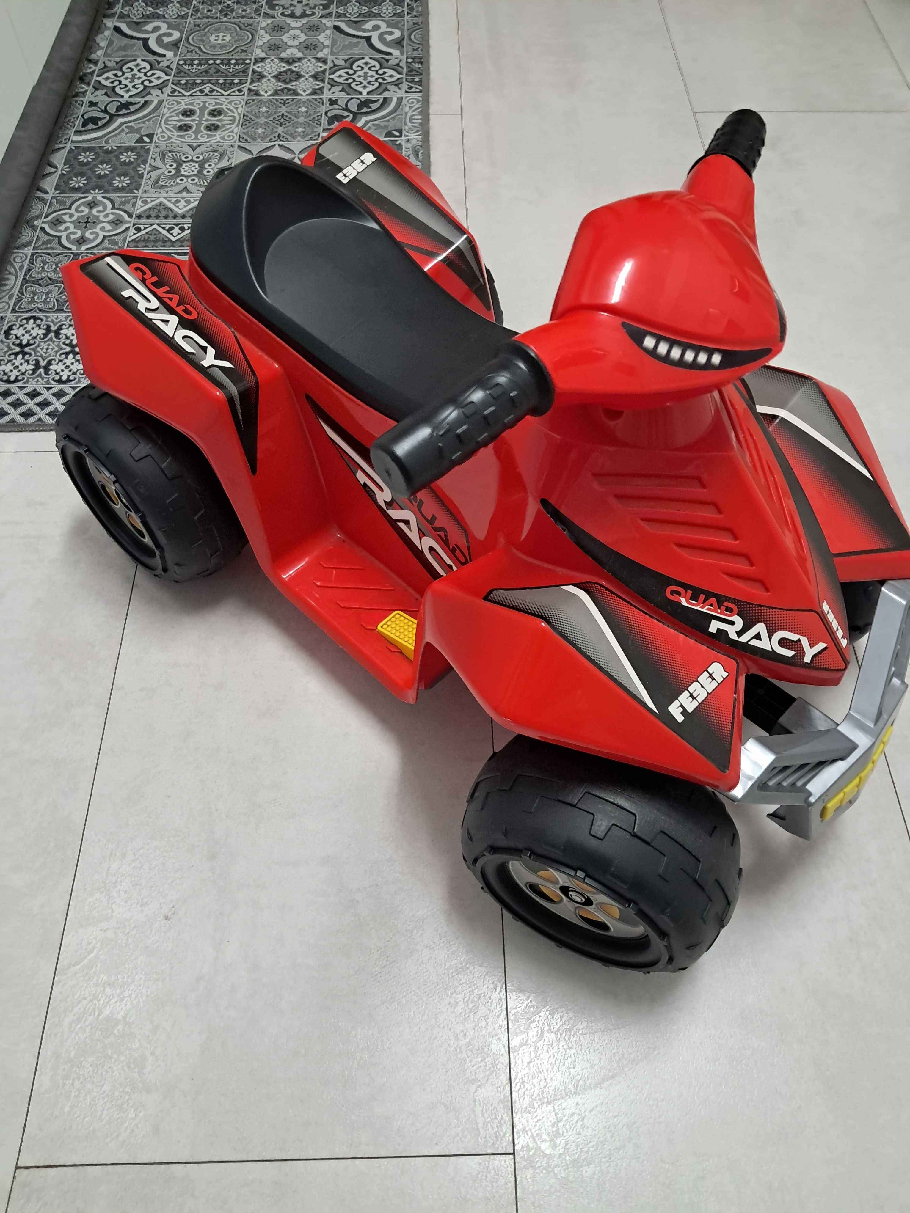 Brinquedo Quad Racy Vermelha