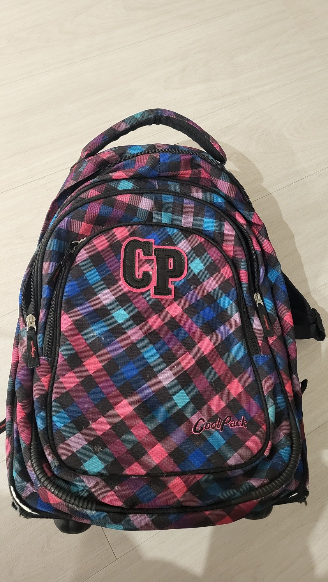 Plecak szkolny CoolPack na kółkach