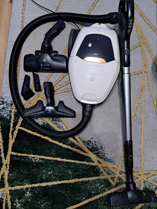 Odkurzacz electrolux bardzo cichy.