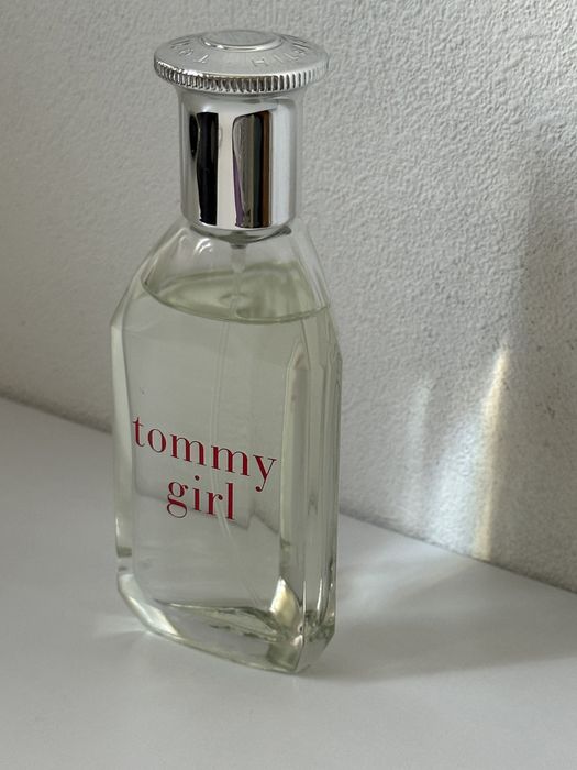 Dior Poison Girl, Jimmy Choo, Cacharel, Tommy Girl, Moschino Парфуми