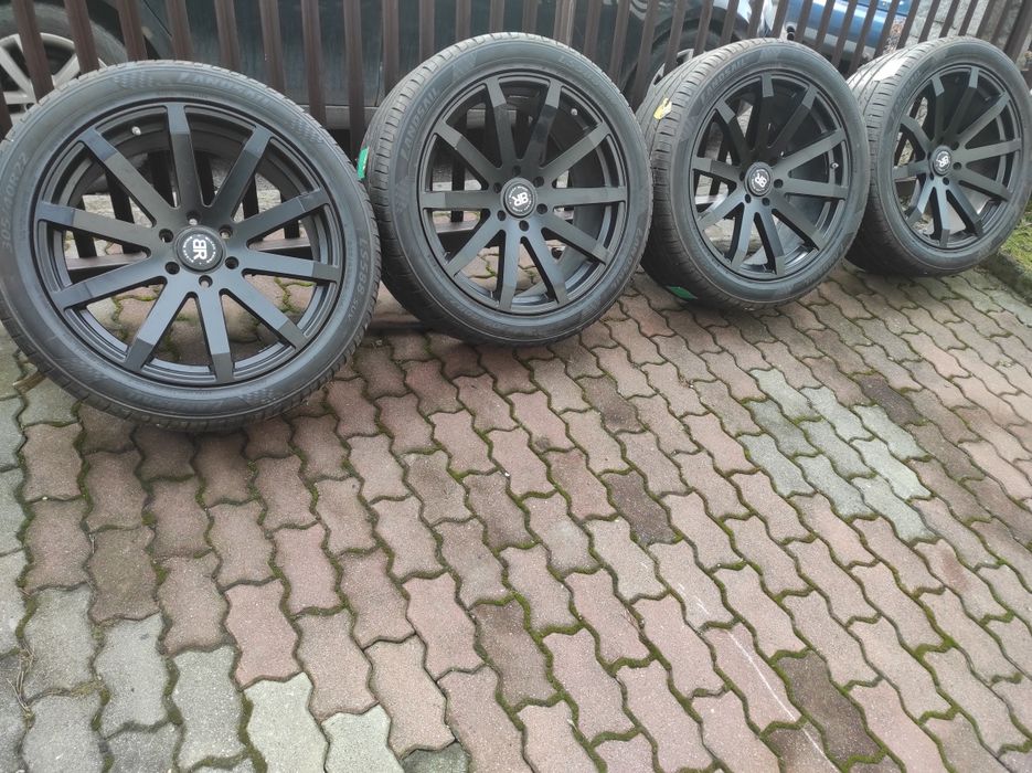Felgi R22 Black Rhino 6x139.7 ET25