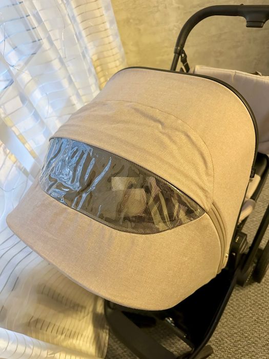 Універсальна коляска Carrello Epica 2025 року, 2 в 1