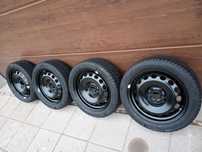 Felgi stalowe Vw 5x100 z oponami 195/50/16
  
Felgi stalowe