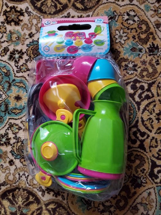 Дитячий іграшковий посуд