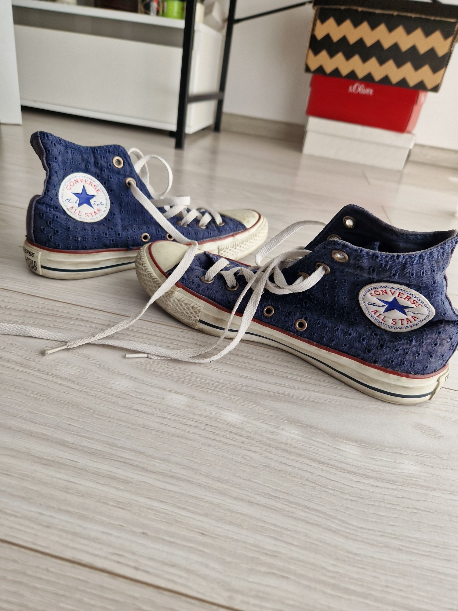 Granatowe trampki converse długie 39