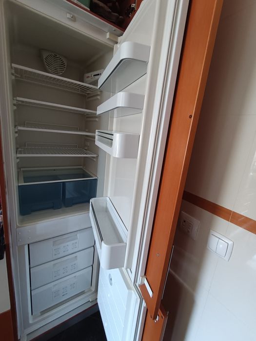 Vendo frigorífico combinado  Bosch de encastrar