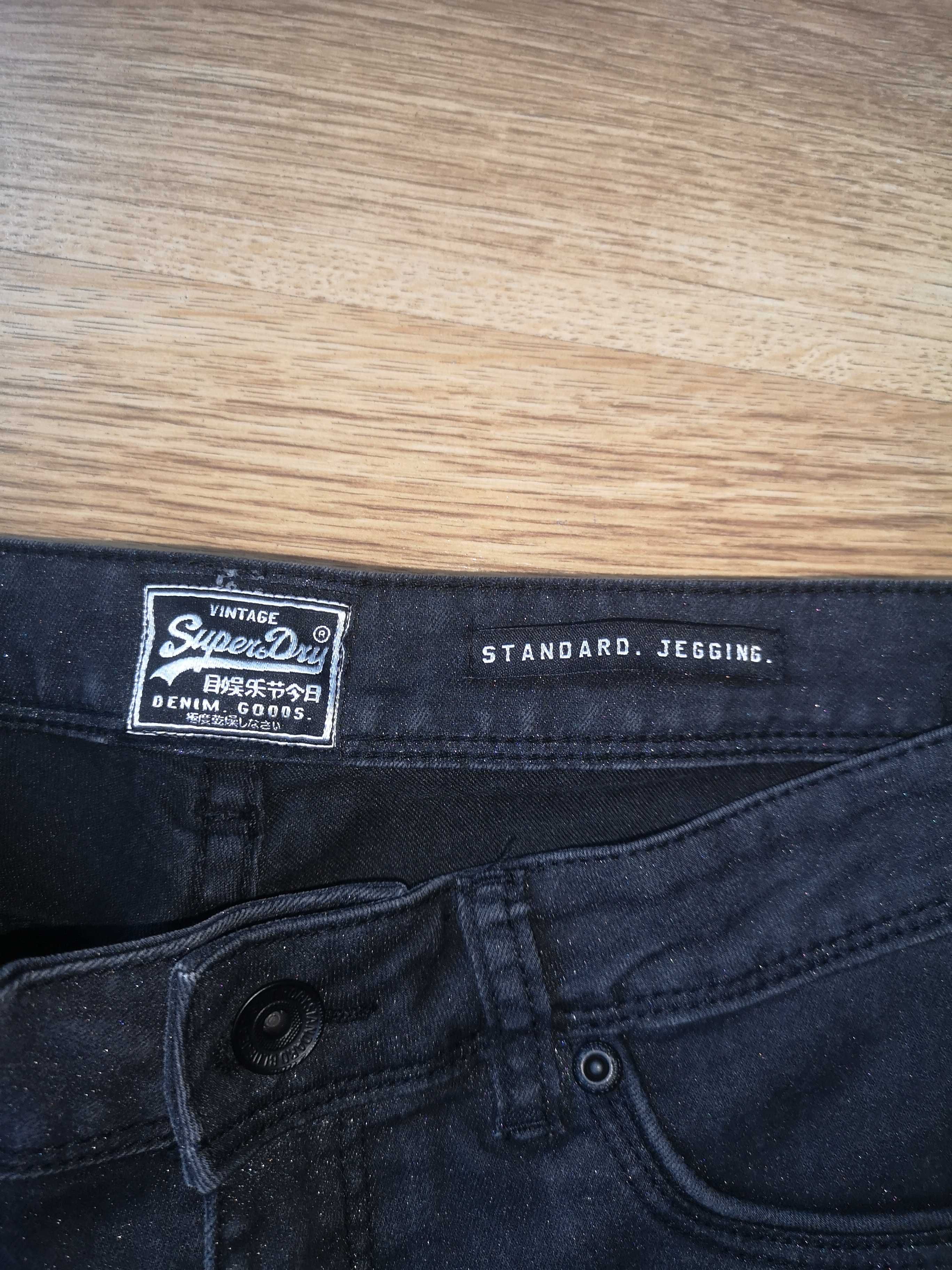 Spodnie superdry