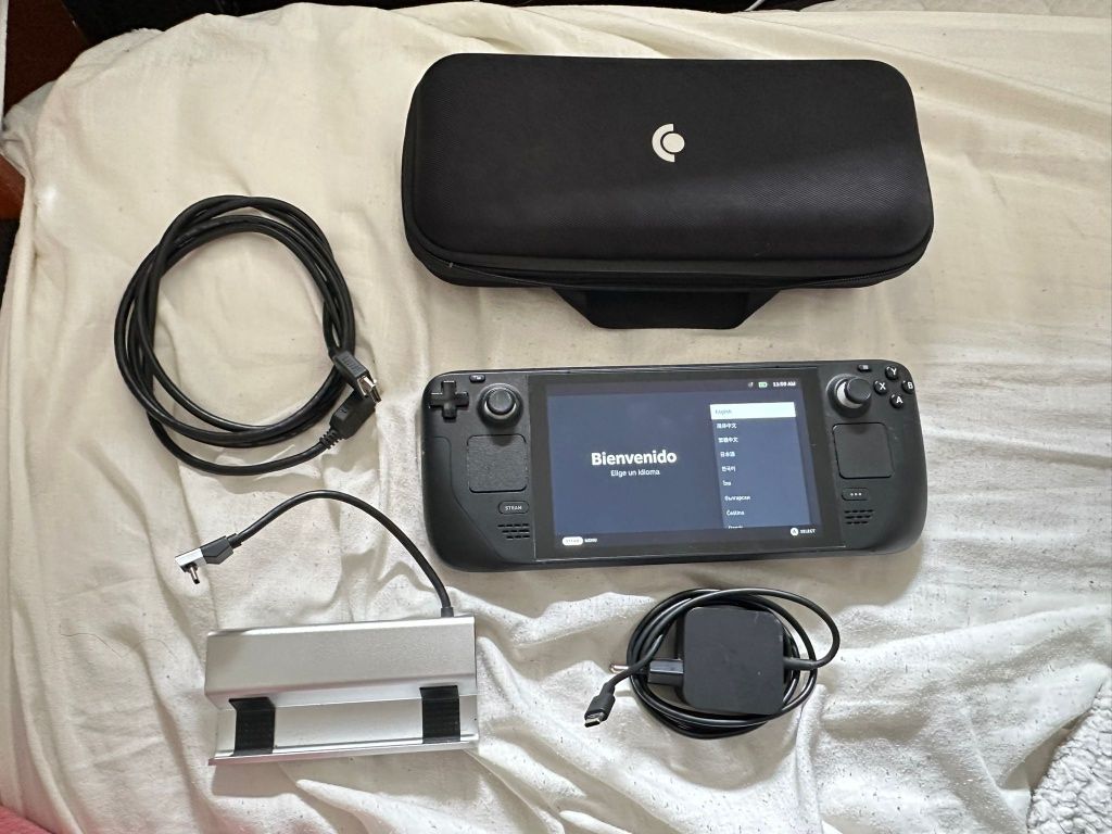 Steam Deck 256GB LCD + Dock