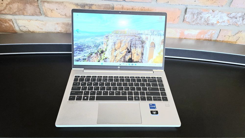 Hp probook 440 g9, i5-1235u, 16gb, 512gb nvme
