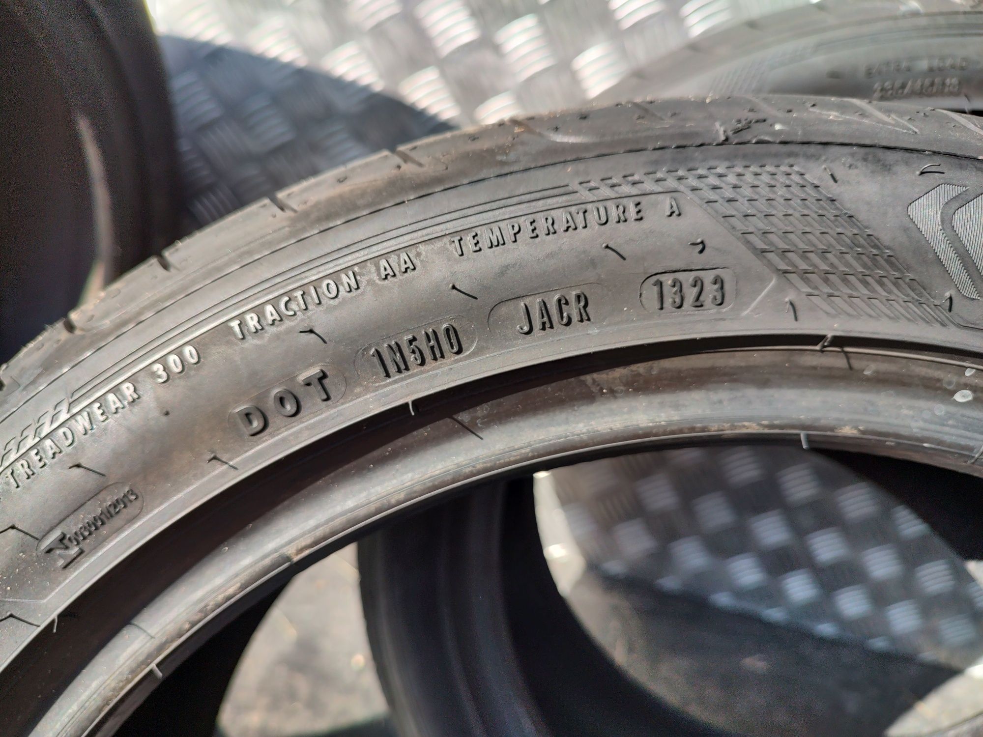 235/45/1898Y Goodyear Eagle F1 2023 i 2021