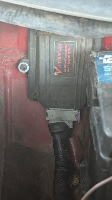 Audi 100 c4 2 ,3 Invent Jetronic