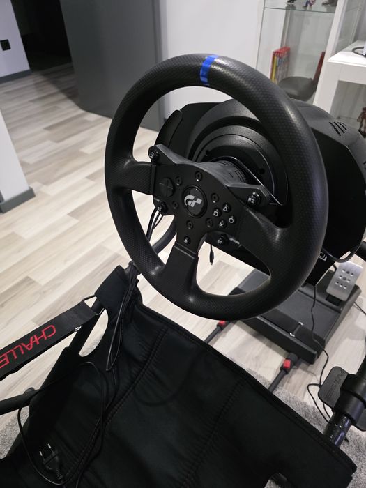 Playseat + T300RS GT (PS5/PC)