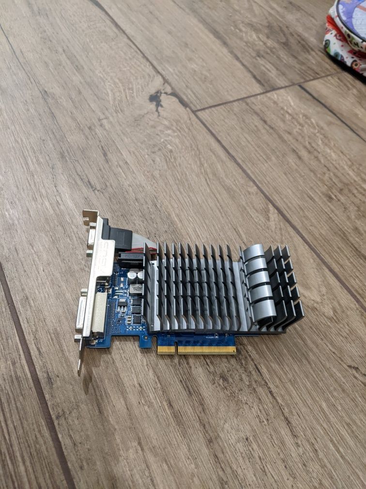 Відеокарта ASUS GT730 2Gb DDR3