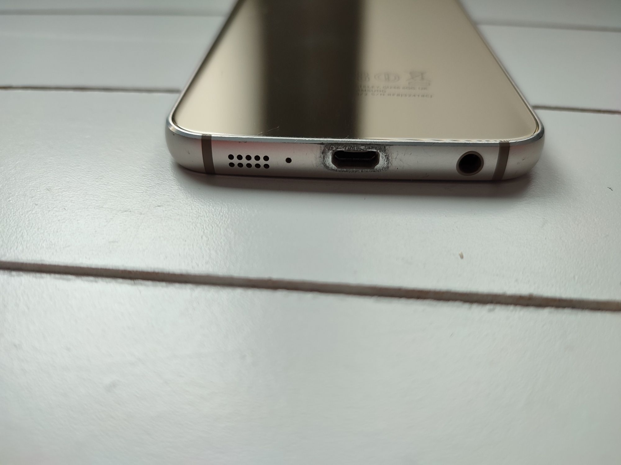 Samsung Galaxy S6 edge Gold Platinum