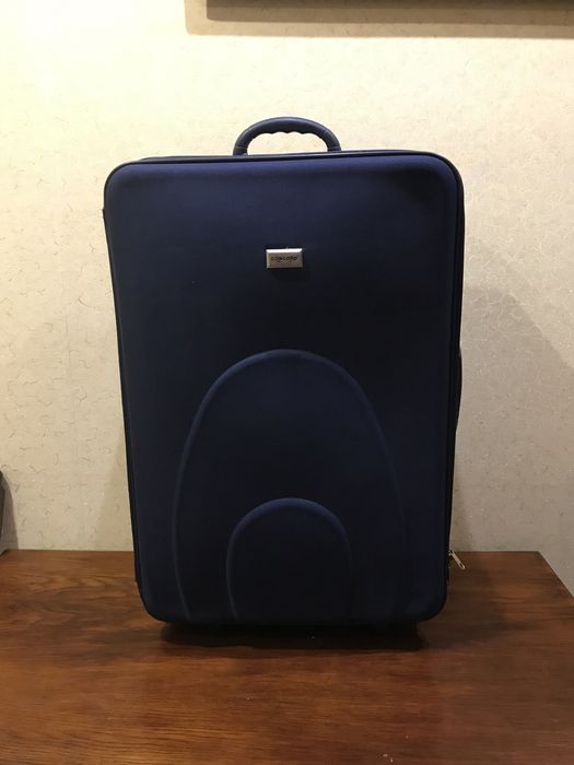 Валіза на колесах