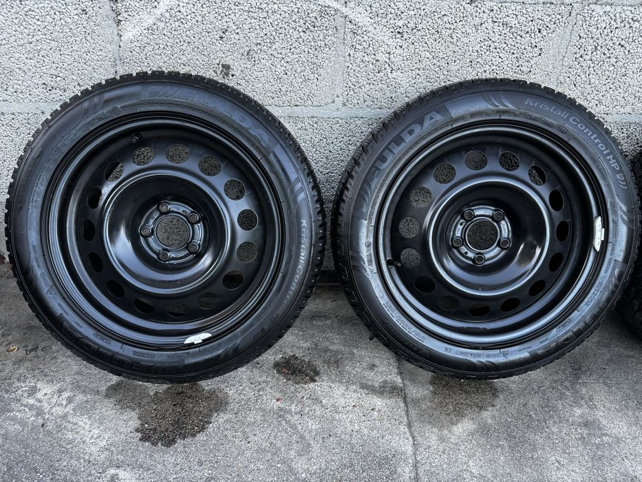 Koła Zimowe R17 5x114.3 Kia Hyundai Nissan Renault Mazda 215/55/17 21r