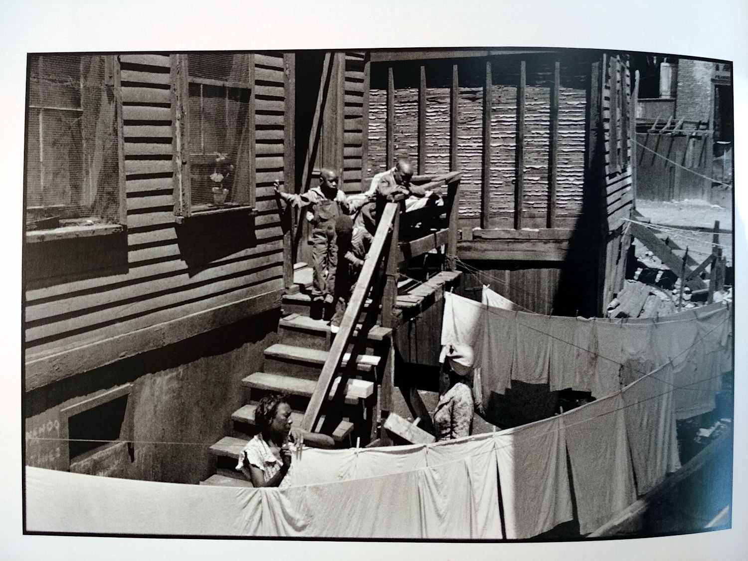 Cartier-Bresson - A América, Furtivamente (porte incluído)
