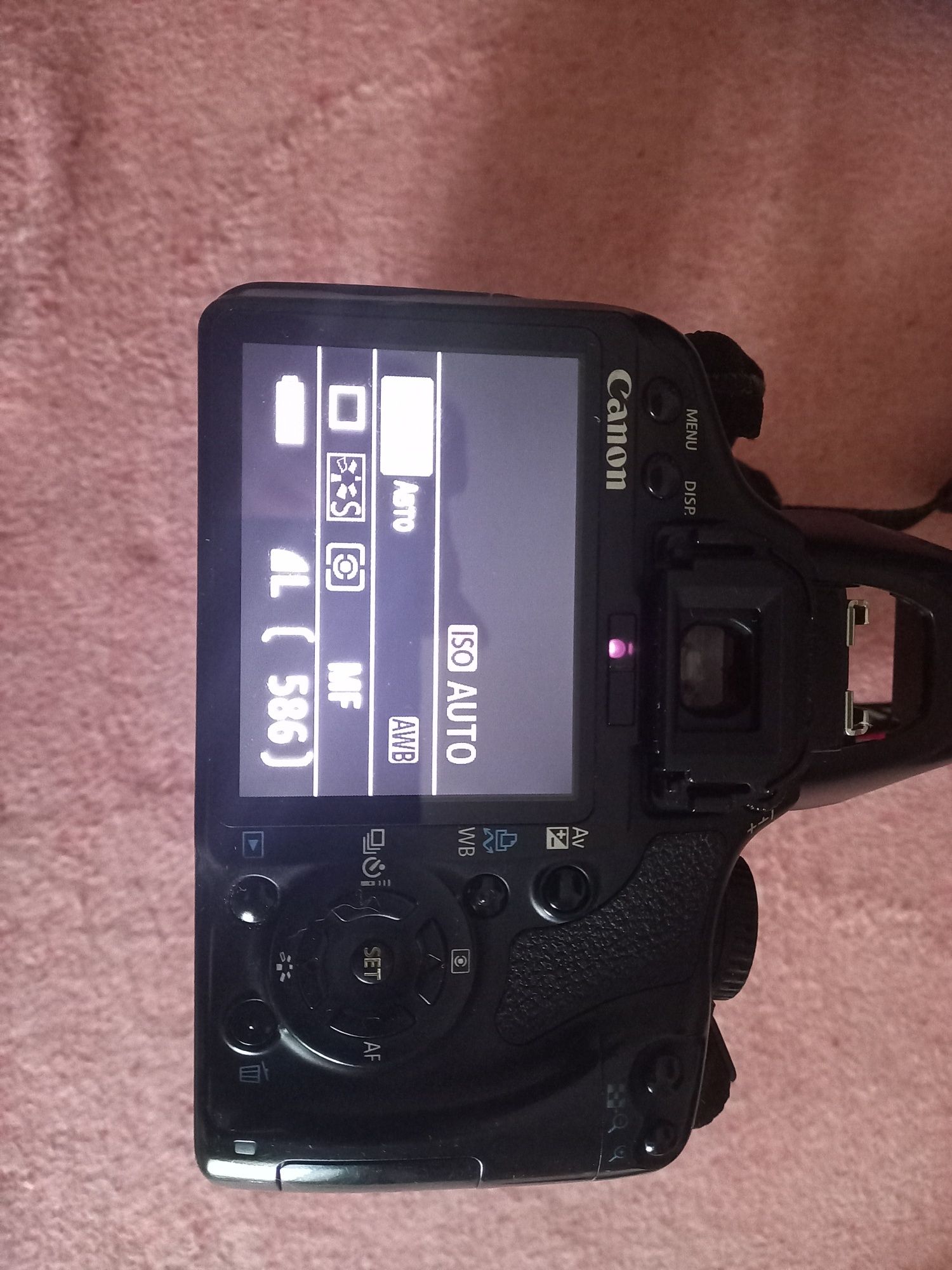 Продам фотоаппарат 450D