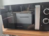 Kuchenka mikrofalowa GÖTZE & JENSEN MO301K 700W średnica 24.5 cm