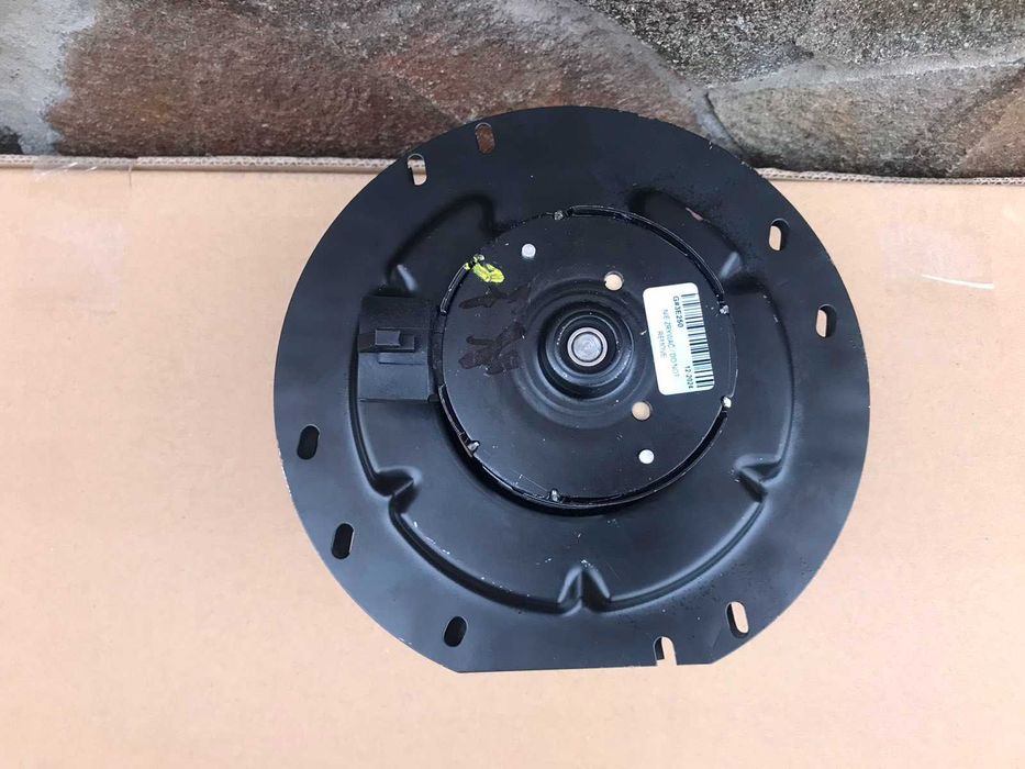 Моторчик печки вентилятор Ford Ranger (98-05) Explorer (95-01)