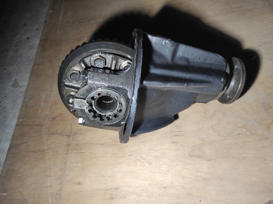 Полуось. Редуктор 2101