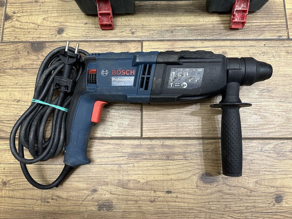 Młotowiertarka, młot udarowy BOSCH GBH240 - 2022r. + walizka