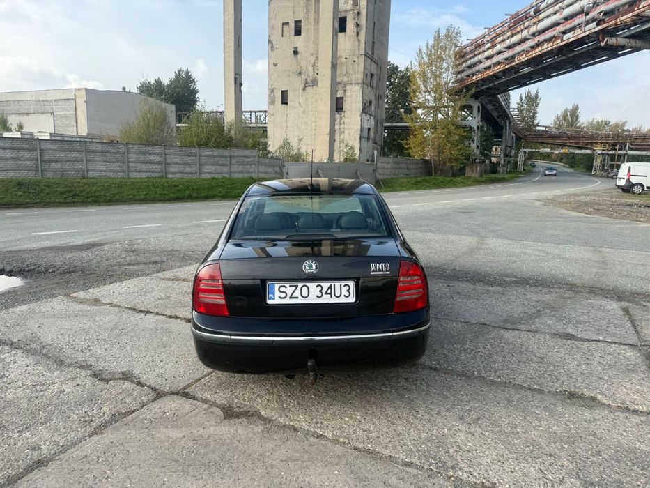 Skoda Superb 2.0 tdi xenon skóra hak