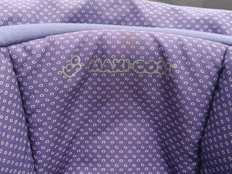 Fotelik dziecięcy samochodowy Maxi Cosi Axiss 9-18 kg - obrotowy