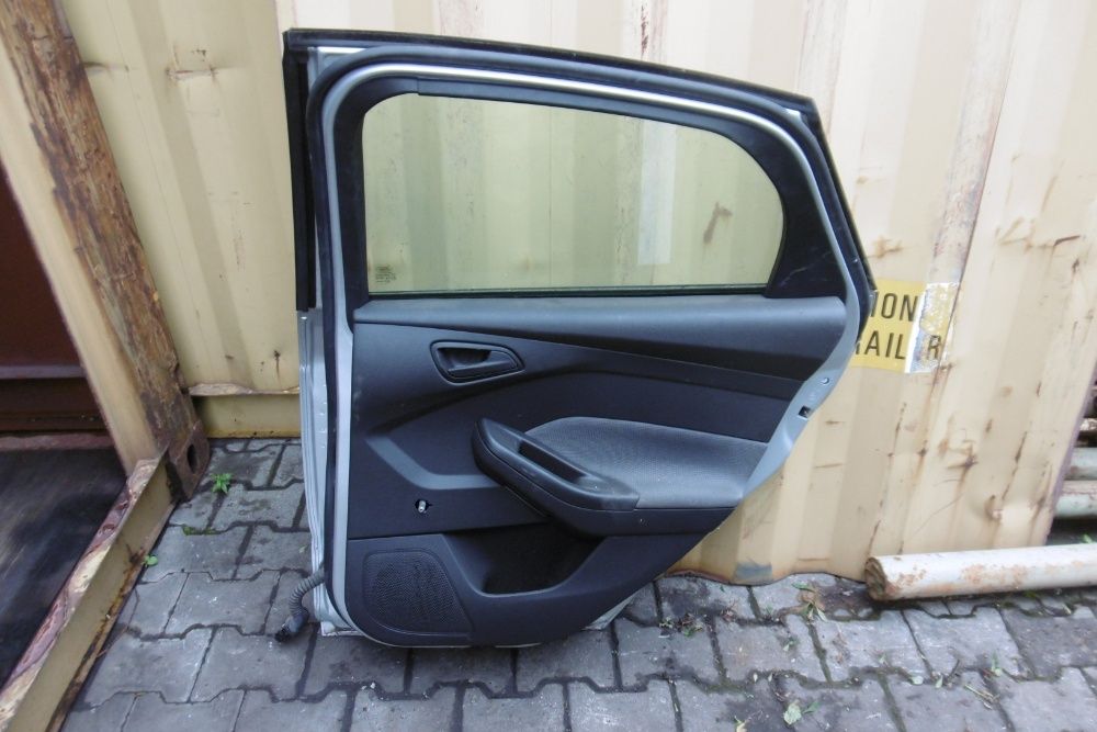 Drzwi tył prawe Ford Focus