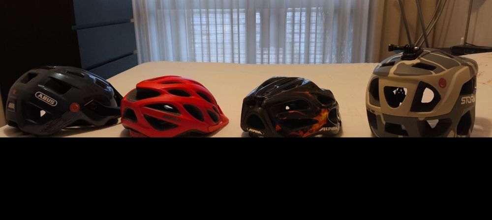 Vendo conjunto capacetes BTT