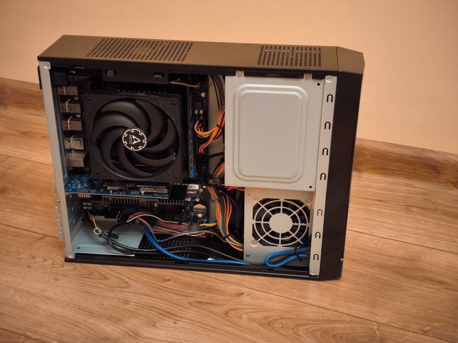 Serwer NAS TrueNAS Proxmox CPU Intel XEON E5-2680v4 32GB RAM ECC NVME