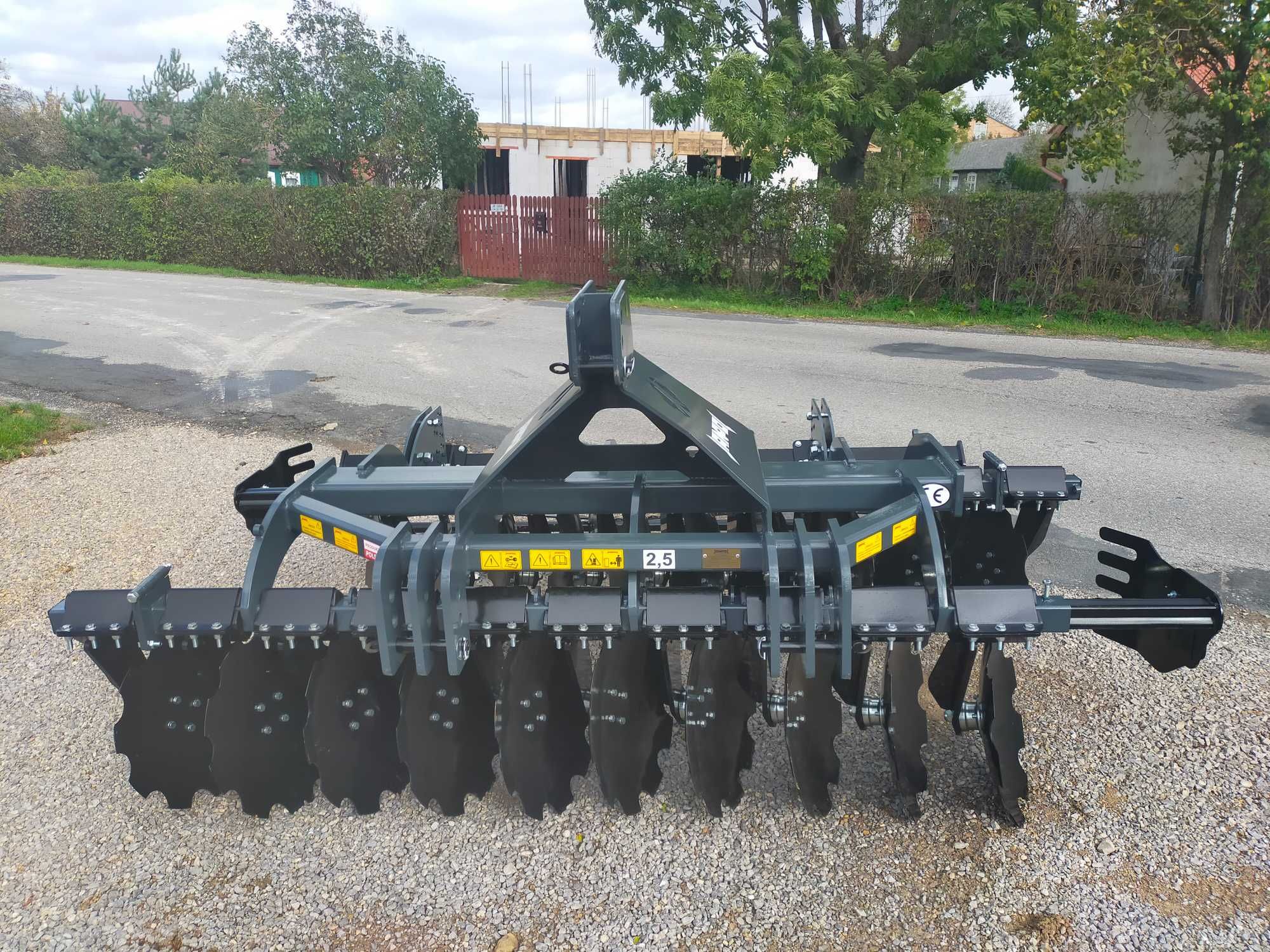 Talerzówka Brona talerzowa HEAVY/ CIĘŻKA rura/struna/daszkowy