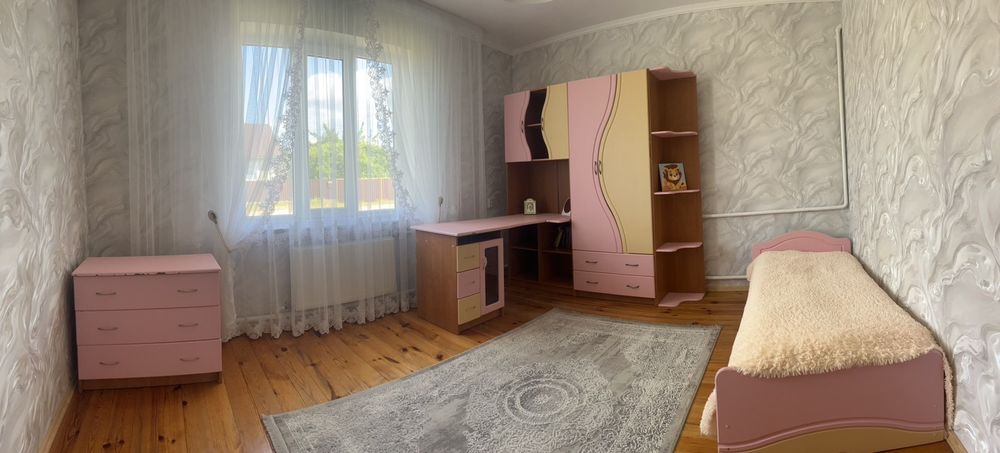 Спальня дитяча. Спальний гарнітур