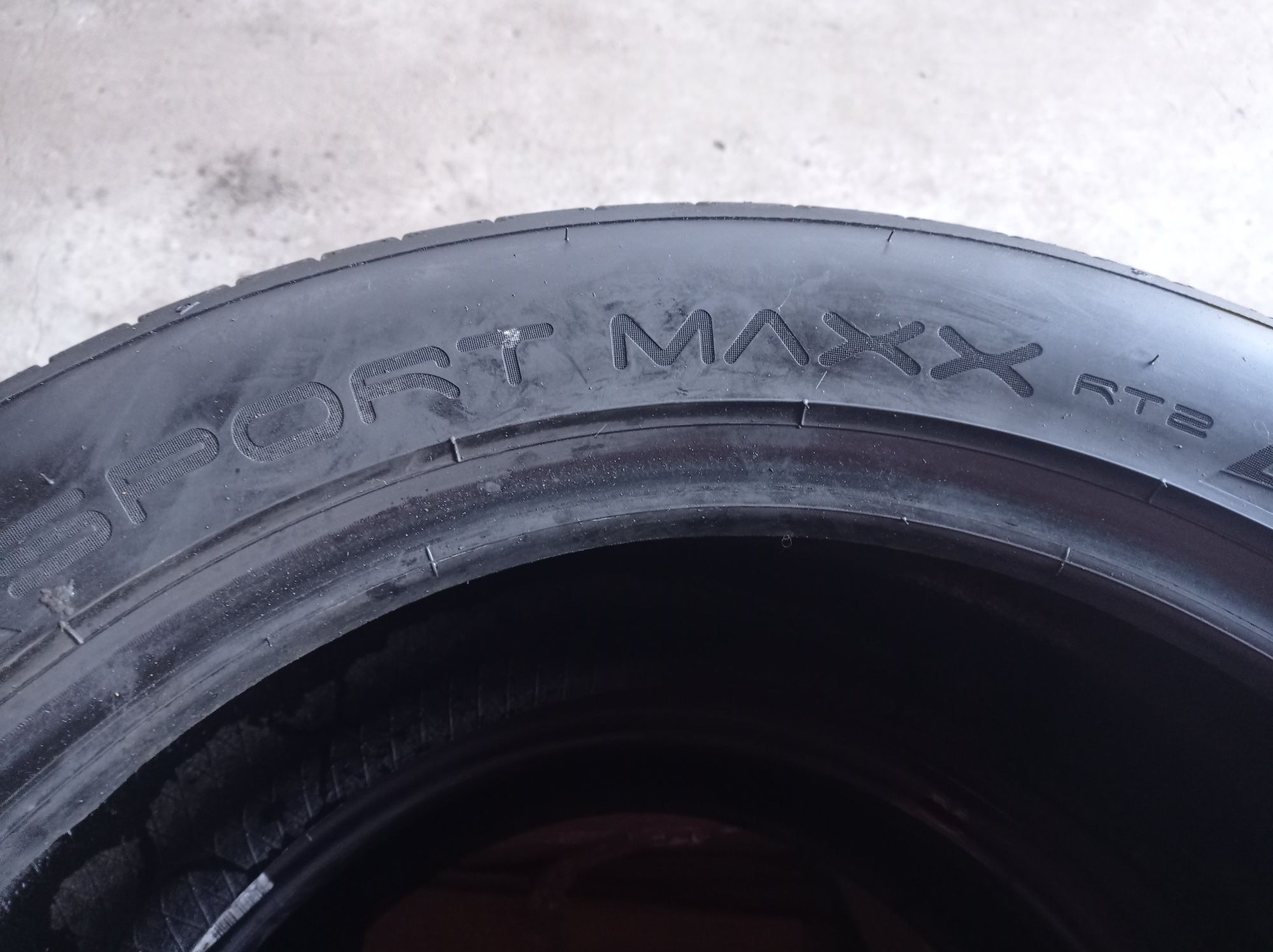 Opony Dunlop 225/55 R18