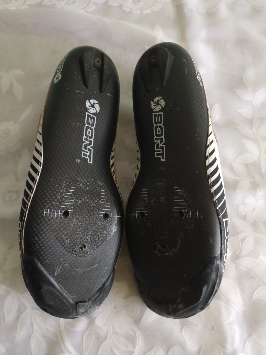 Sapatos ciclismo Shimano rc7 e Bont tamanho 44