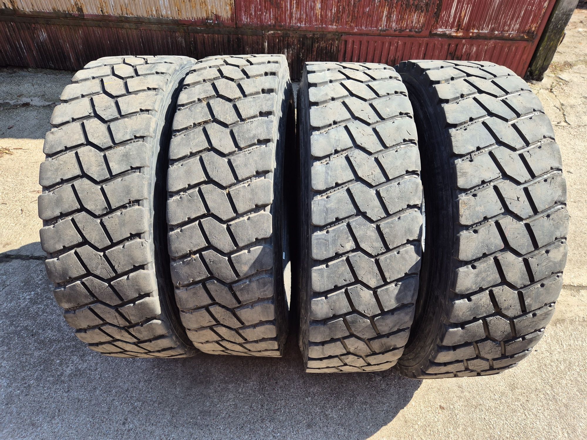Opony 315/80r22.5