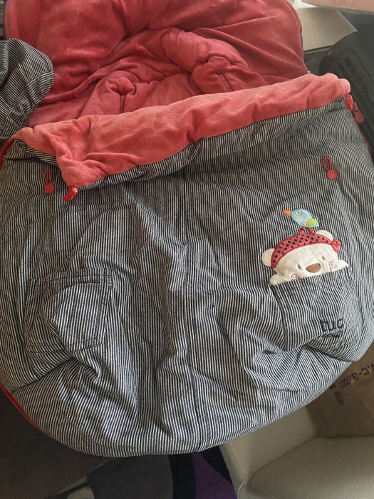 Vendo conjunto bebé tuc tuc