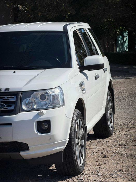 Рендж ровер фрилендер 2