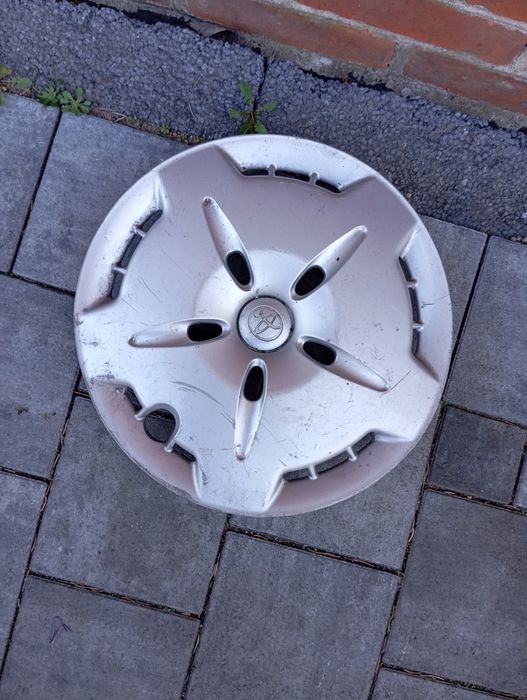 Kołpak dekiel felgi stalowej 14 Cali Toyota Yaris I 1 Oryginał