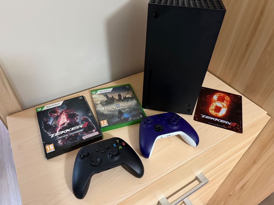 Konsola MICROSOFT Xbox  series X 1 TB 2 pady