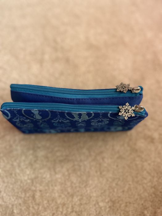 Estojo da Frozen com 2 bolsas