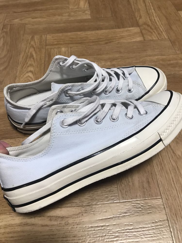 Продам оригінальні кеди Converse