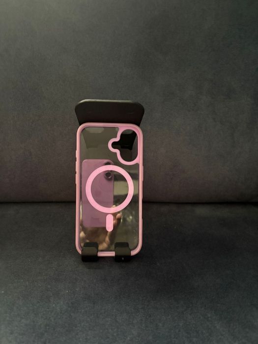 Akcesoria do telefonu. Stojak na telefon